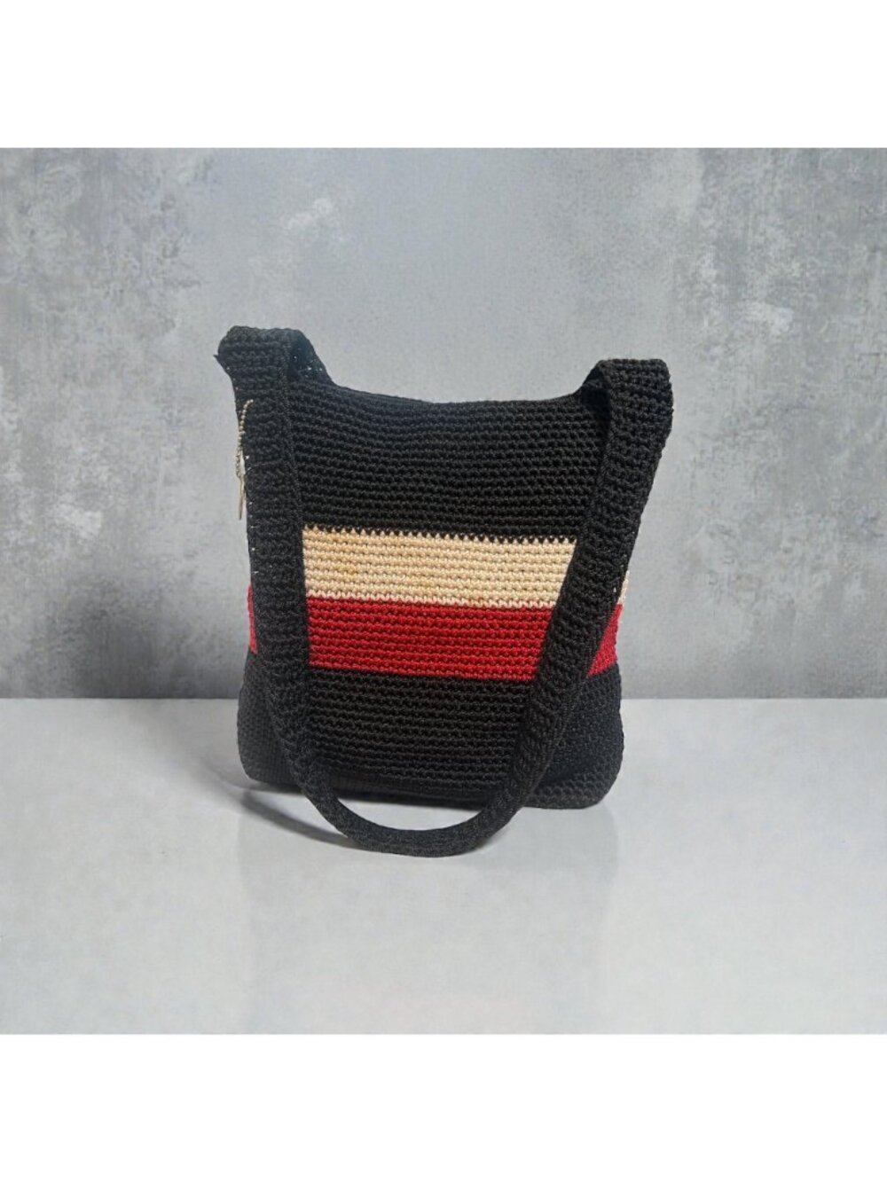 The Sak Hobo Shoulder Bag Black Red Beige Crocheted Slouchy Tote Casual Boho - Picture 2 of 7